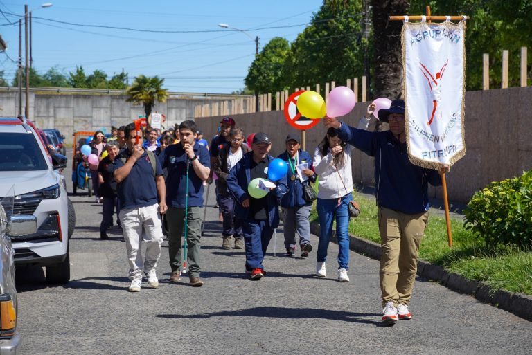 ENTUSIASTA MARCHA INCLUSIVA LLENÓ DE COLOR Y ALEGRÍA EL CENTRO DE PITRUFQUÉN